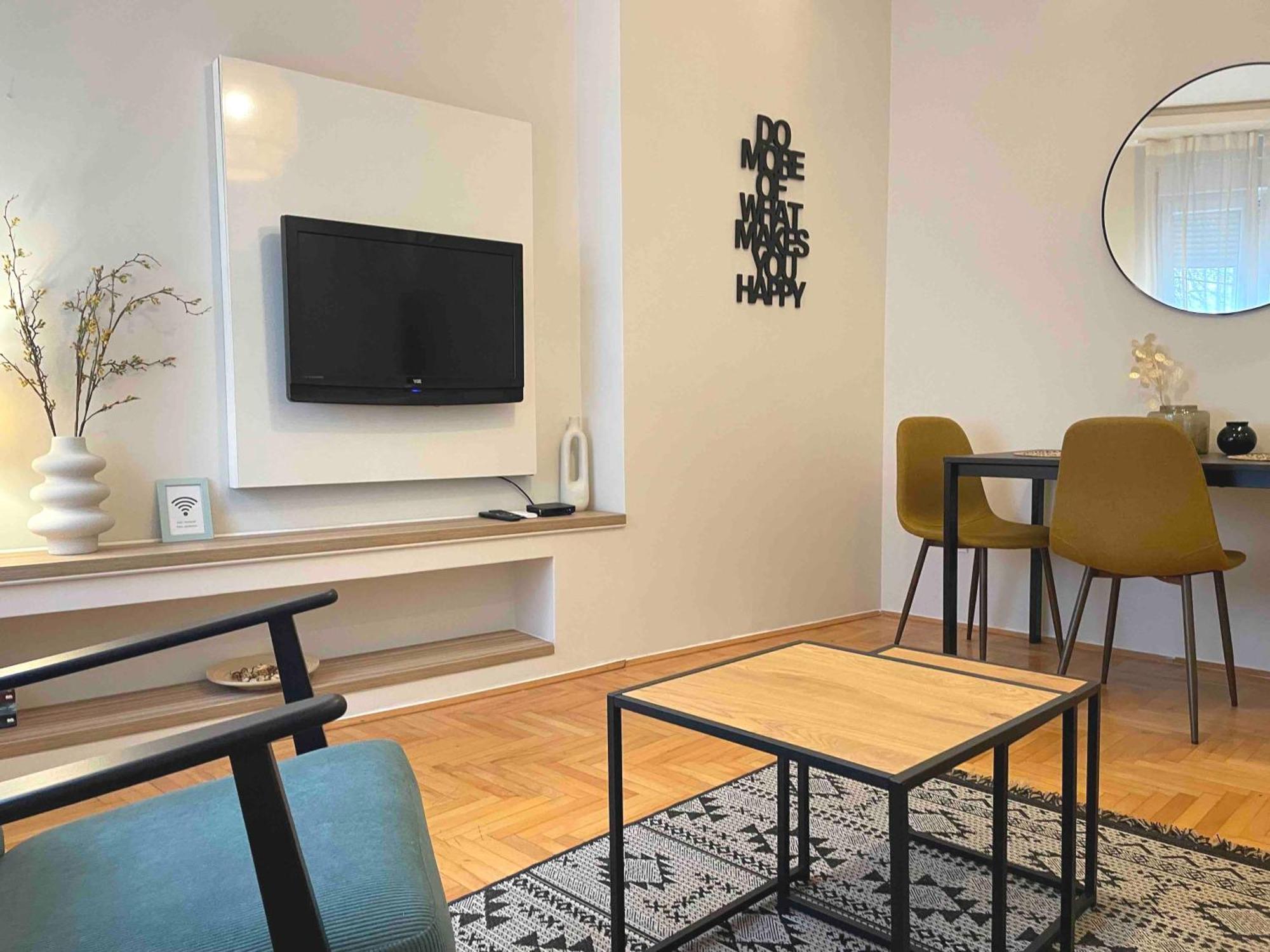 City Break Apartments Klishe Zen Белград Экстерьер фото